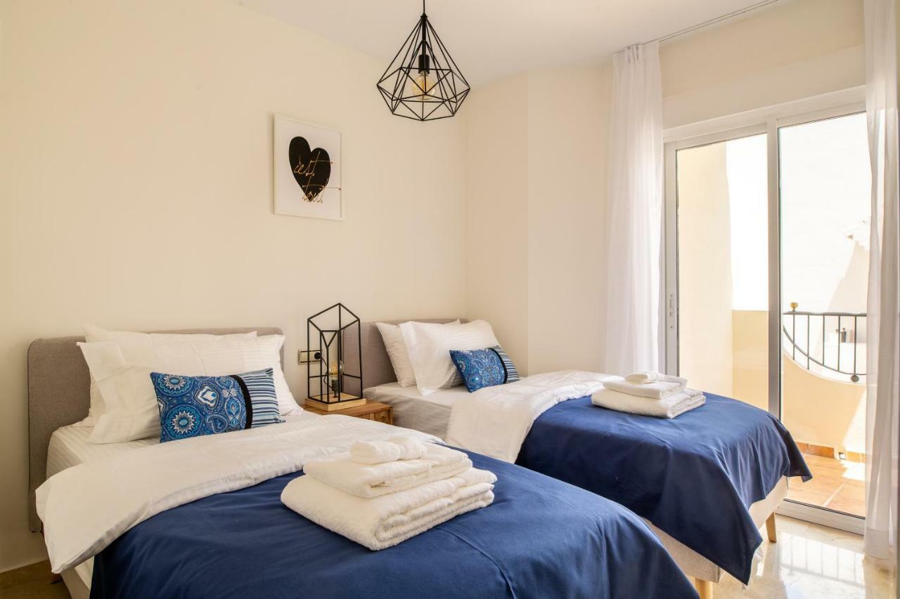Stylish Townhouse In Beachfront Complex Марбелья Экстерьер фото